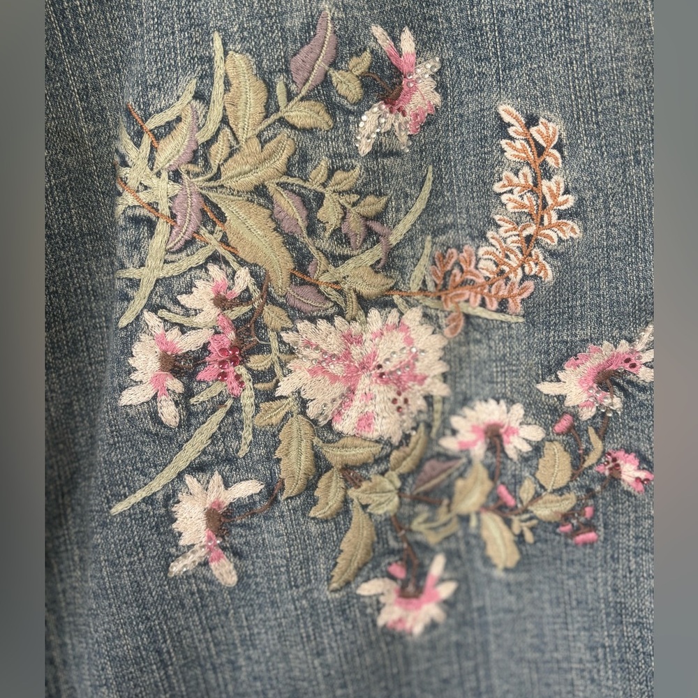 Embroidered Denim Jacket - Picture 3 of 4